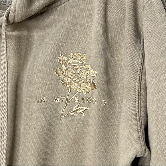 Shawn Mendes In My Blood Hooded Embroidered Sweatshirt Size Small tan - Picture 4 of 7
